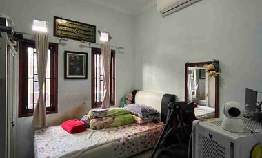 RUMAH MEWAH 2 LANTAI ISTIMEWA DALAM PERUMAHAN PONDOK PERMAI NITIKAN UMBULHARJO