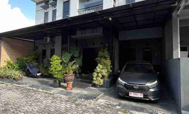 RUMAH MEWAH 2 LANTAI ISTIMEWA DALAM PERUMAHAN PONDOK PERMAI NITIKAN UMBULHARJO