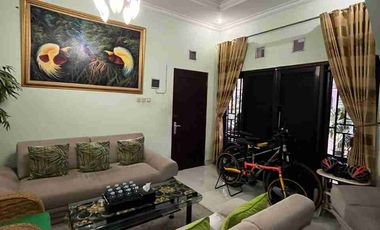 RUMAH MEWAH 2 LANTAI ISTIMEWA DALAM PERUMAHAN PONDOK PERMAI NITIKAN UMBULHARJO