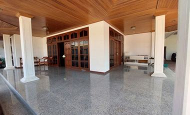 Rumah Strategis Siap huni Tengah kota Solo Dekat Stasiun purwosari laweyan Solo