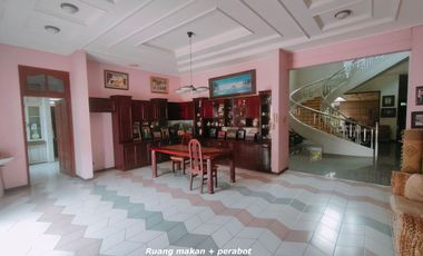 Rumah Strategis Siap huni Tengah kota Solo Dekat Stasiun purwosari laweyan Solo