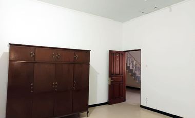 Rumah di Jemur Andayani