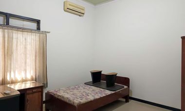 Rumah di Jemur Andayani