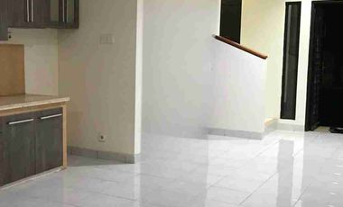Dijual Rumah Bagus Siap Huni di Emerald Bintaro