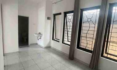 Dijual Rumah Bagus Siap Huni di Emerald Bintaro