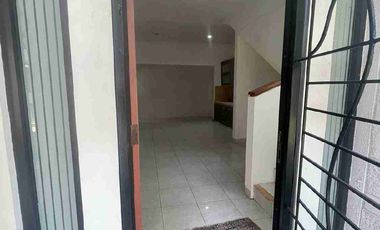 Dijual Rumah Bagus Siap Huni di Emerald Bintaro