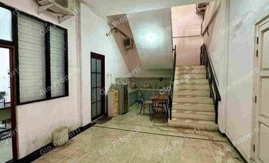 RUKO & GUDANG 3+1 HARGA DI BAWAH PASAR, BARU RENOVASI, TENGAH KOTA MURAH