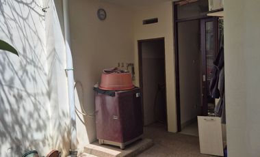 Rmh bagus Lt105, Bgn 65, 2+1KT, 1+1KM siap huni, cocok utk pasangan muda @jl Kenanga - Kemang Prtm 5 Bekasi