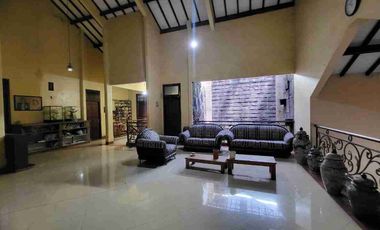 Dijual Rumah Luas 1000m² Strategis dekat Pintu Toll di Jalan Hankam Pondok Melati