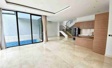 Sewa Rumah Townhouse Modern di Cilandak 4 Kar Tidur Semi Furnished
