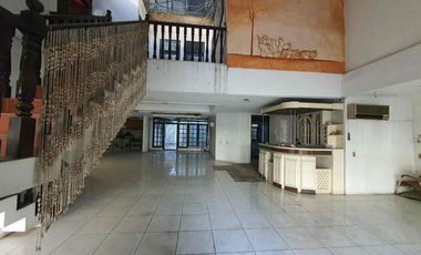 Dijual Rumah Tua di Muara Karang