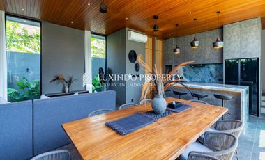 DIJUAL VILLA DENGAN 3 KAMAR TIDUR DI MUNGGU