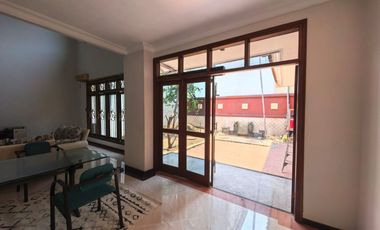 Dijual/Disewakan Rumah Villa Valencia Monaco
