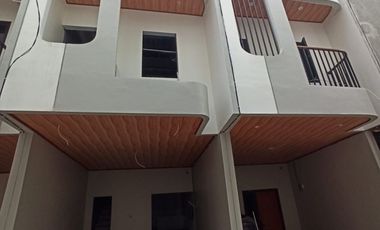 Rumah dijual Murah 2Lantai, Utan Kayu, Jakarta Timur dekat Golf Rawamangun