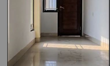 Sewa Rumah Baru 3 Lantai Duri Kosambi Uk 5x15 Jakarta