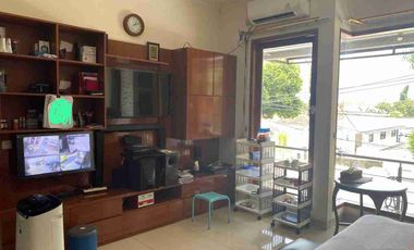 Jual Cepat Rumah Eksklusif Semi Furnish Siap Huni di Kebon Jeruk Jakarta Barat
