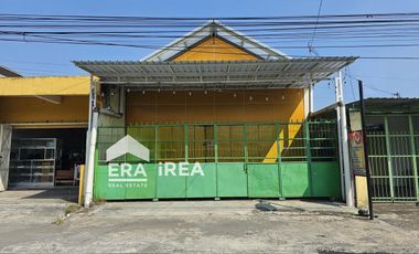 RUANG USAHA DIJUAL DI COLOMADU DEKAT TOL KLODRAN DAN STADION MANAHAN SOLO