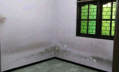 DIJUAL RUMAH USAHA JALAN PENATARAN 26 A BANYUWANGI KOTA RON.Z001