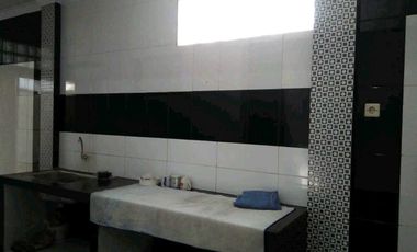 DIJUAL RUMAH USAHA JALAN PENATARAN 26 A BANYUWANGI KOTA RON.Z001