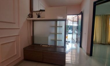 Y. DISEWAKAN RUMAH SINGGASANA BANDUNG FURNISH HUNIAN NYAMAN STRATEGIS