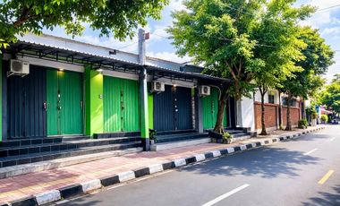 DIJUAL RUMAH ETNIK JAWA bonus 4 ruko  DI kraton TENGAH KOTA JOGJAKARTA