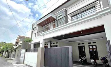Rumah Mewah Baru Gress Siap Huni di dekat Manahan Solo Kota