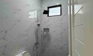 Rumah Mewah Baru Gress Siap Huni di dekat Manahan Solo Kota