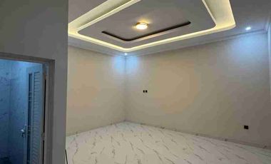 Rumah Mewah Baru Gress Siap Huni di dekat Manahan Solo Kota