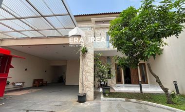 DIJUAL RUMAH MEWAH DI SOLO KADIPIRO DEKAT TAMAN JAYA WIJAYA
