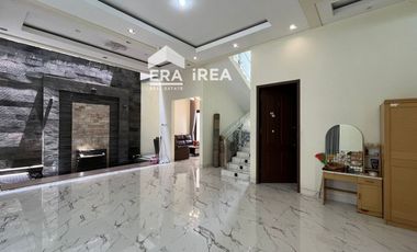 DIJUAL RUMAH MEWAH DI SOLO KADIPIRO DEKAT TAMAN JAYA WIJAYA