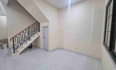 Dijual Rumah Baru 4 lantai siap huni di tanjung duren jakarta barat