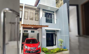 DIJUAL TOWNHOUSE EKSKLUSIF PIPA REJA KEMUNING PALEMBANG