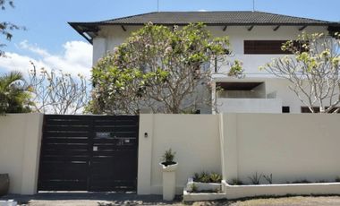 For Sale Villa Murah Buc Siap Huni Cocok untuk Investasi