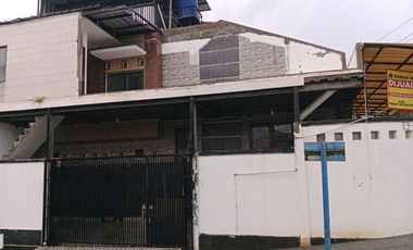 Rumah Meruya Selatan Perumahan Walikota Jakarta Barat Lt 142 m2, SHM