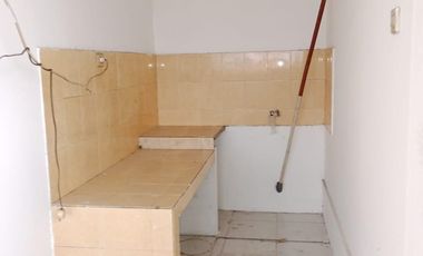 Rumah Meruya Selatan Perumahan Walikota Jakarta Barat Lt 142 m2, SHM