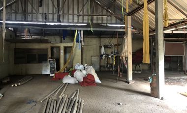 Disewakan Atau Dijual  Tanah bekas Gudang Alat Pesta tenda katering bintaro