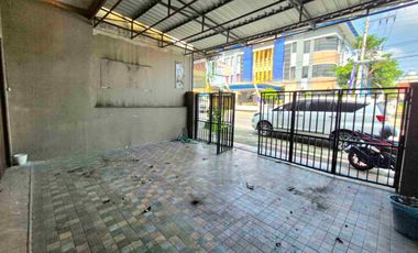 Ruko Bagus lokasi strategis akses jl. utama Karanganyar Kota