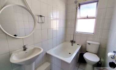 Se Arrienda Casa de 2 Pisos en Peñalolén. 3D.1B.