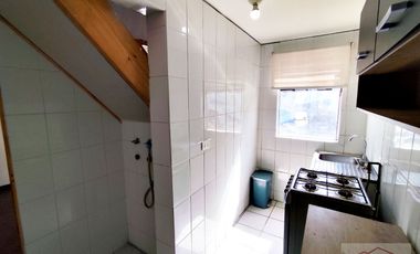 Se Arrienda Casa de 2 Pisos en Peñalolén. 3D.1B.