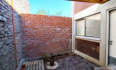 Se Arrienda Casa de 2 Pisos en Peñalolén. 3D.1B.