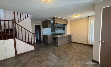 Exclusiva propiedad en La Reserva de Machali, con Centro Médico Habilitado