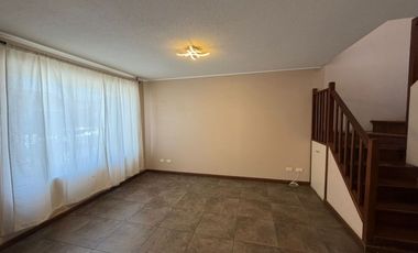 Exclusiva propiedad en La Reserva de Machali, con Centro Médico Habilitado