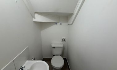 Exclusiva propiedad en La Reserva de Machali, con Centro Médico Habilitado