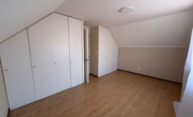 Exclusiva propiedad en La Reserva de Machali, con Centro Médico Habilitado