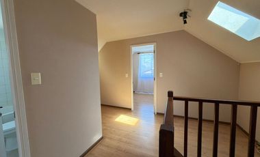 Exclusiva propiedad en La Reserva de Machali, con Centro Médico Habilitado