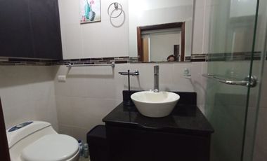 Venta de Casa en Manta Las Acacias Zona Centro