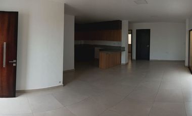 Venta de Casa en Zona Sur de Montecristi