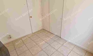 Arriendo Departamento con accesos por  Calles Iquique/Bellavista, 3er piso sin estacionamiento