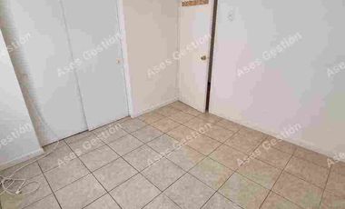 Arriendo Departamento con accesos por  Calles Iquique/Bellavista, 3er piso sin estacionamiento