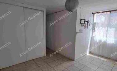 Arriendo Departamento con accesos por  Calles Iquique/Bellavista, 3er piso sin estacionamiento